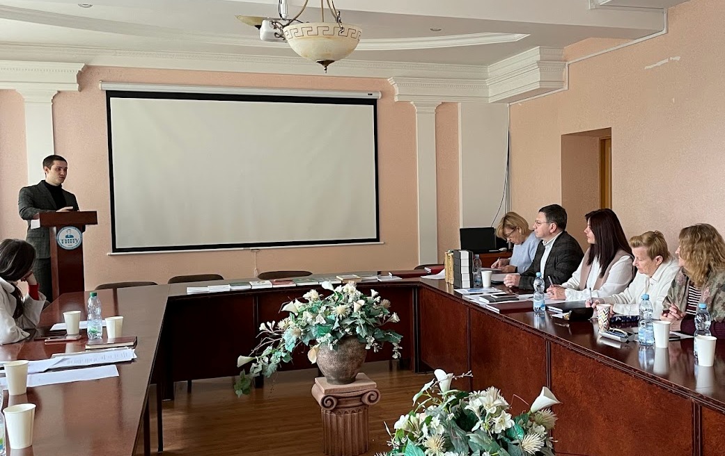 Магістранти захищають кваліфікаційні роботи